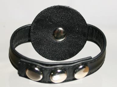 Cock ring with lifter plate